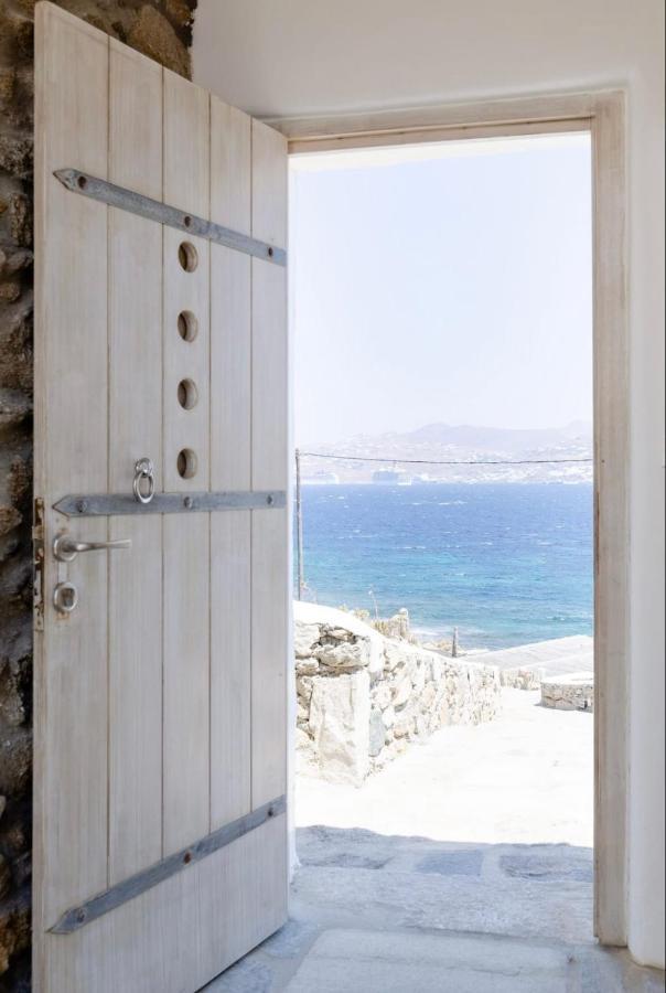 Maestro Mykonos